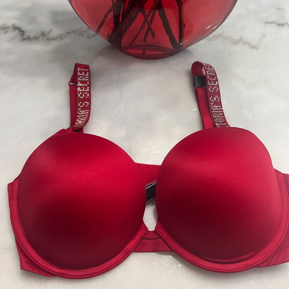 Victoria's Secret Very Sexy Push Up Red Smooth Shine Bra Crystal Straps 32DD